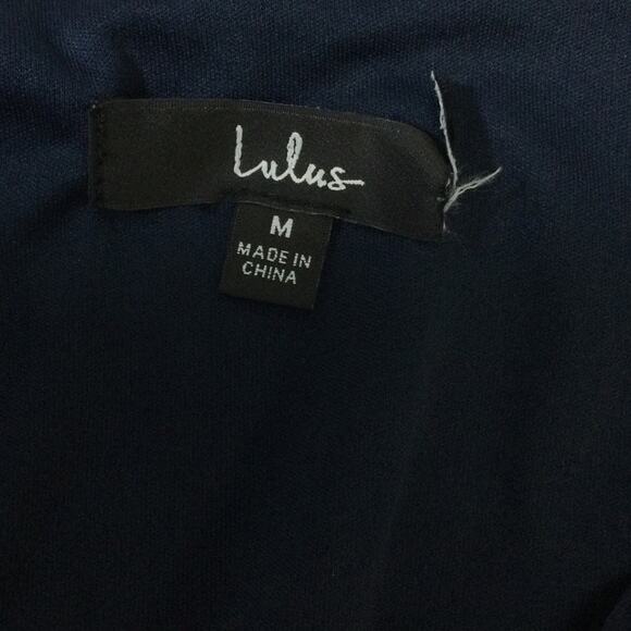 LULU'S M Decadent Dreams Navy Blue Plisse Tiered Puff Sleeve Midi Dress NEW B69 - Picture 5 of 9